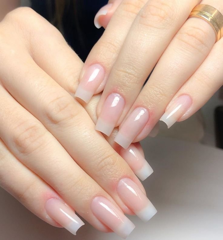 Clear Gel Nail Polish: Benefits, Uses, Application & Tips